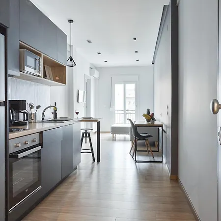 Appartement 2 *